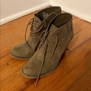 MIA booties 7 1/2